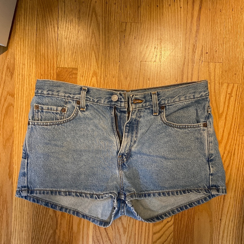 Levi high waisted denim shorts